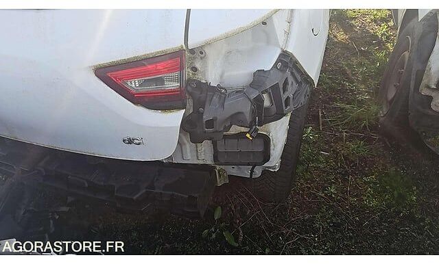 Хэтчбек Renault CLIO: фото 21