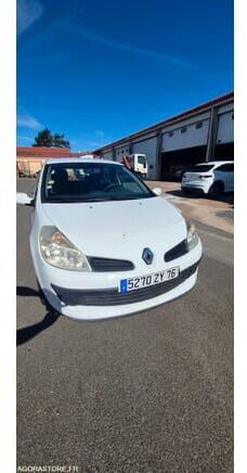 Хэтчбек Renault CLIO: фото 15