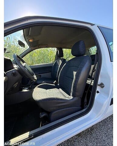 Хэтчбек Renault CLIO: фото 7
