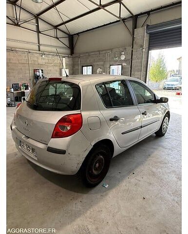 Renault CLIO - Хэтчбек: фото 3 Renault CLIO - Хэтчбек: фото 3