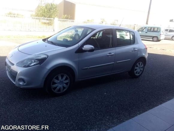 Renault CLIO - Хэтчбек: фото 3 Renault CLIO - Хэтчбек: фото 3