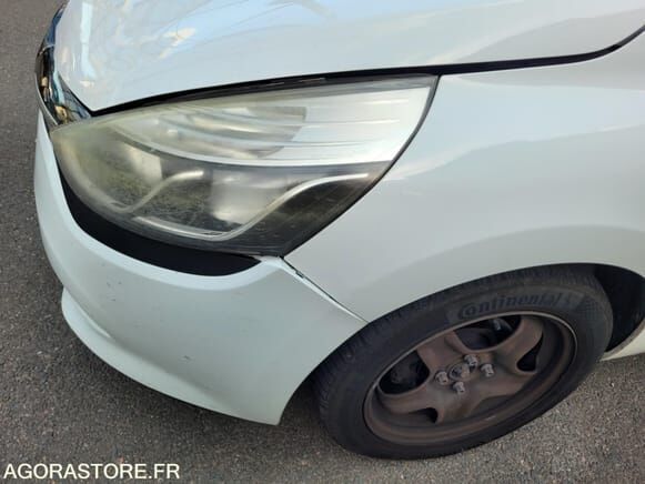 Хэтчбек Renault CLIO: фото 17