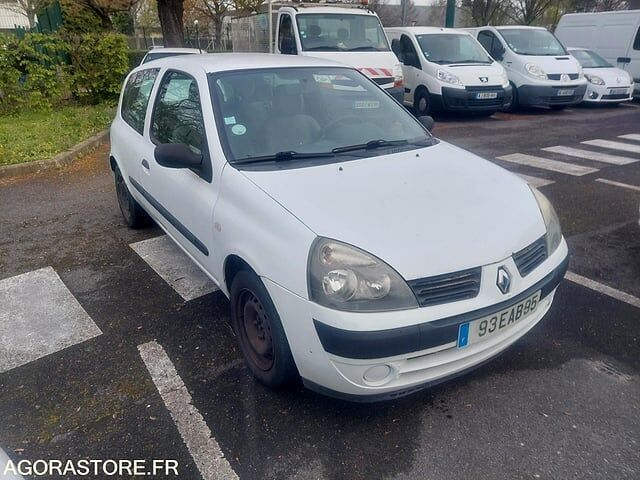 Renault CLIO - Хэтчбек: фото 2 Renault CLIO - Хэтчбек: фото 2