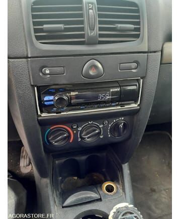 Хэтчбек Renault CLIO: фото 10