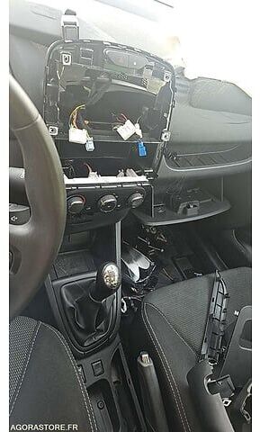Хэтчбек Renault CLIO: фото 6