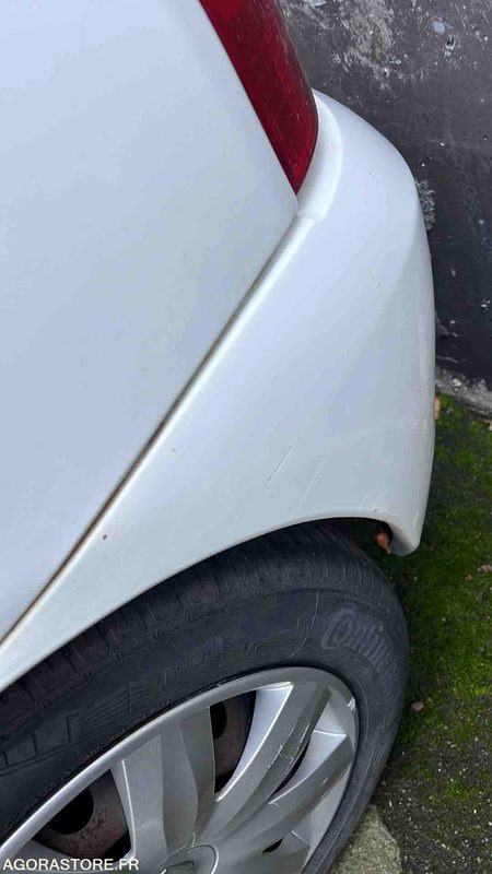 Легковой автомобиль Renault Clio - 2006 - 163200kms - FZ-228-PM: фото 12