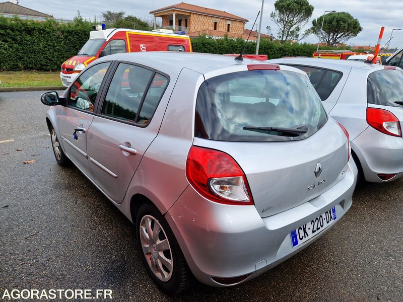 Renault Clio - 2011 - 231424 - CK220DX - Легковой автомобиль: фото 4 Renault Clio - 2011 - 231424 - CK220DX - Легковой автомобиль: фото 4