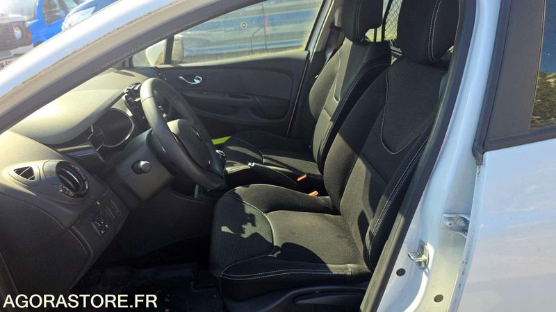 Renault - Clio 4 - 2013 - 124043kms DB-791-MD - Легковой автомобиль: фото 5 Renault - Clio 4 - 2013 - 124043kms DB-791-MD - Легковой автомобиль: фото 5