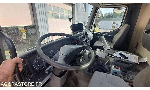 Renault KERAX255 - Самосвал: фото 5 Renault KERAX255 - Самосвал: фото 5