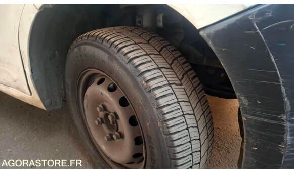 Renault MASTER 3 L3H2 - Цельнометаллический фургон: фото 3 Renault MASTER 3 L3H2 - Цельнометаллический фургон: фото 3