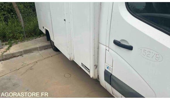 Renault MÁSTER 3T5 PLATF STD F - Грузовик с закрытым кузовом: фото 3 Renault MÁSTER 3T5 PLATF STD F - Грузовик с закрытым кузовом: фото 3