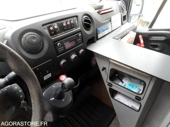 Renault MASTER - Микроавтобус, Пассажирский фургон: фото 2 Renault MASTER - Микроавтобус, Пассажирский фургон: фото 2
