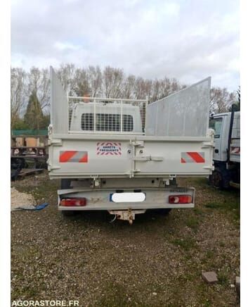 Renault MASTER - Грузовик бортовой/ Платформа: фото 2 Renault MASTER - Грузовик бортовой/ Платформа: фото 2