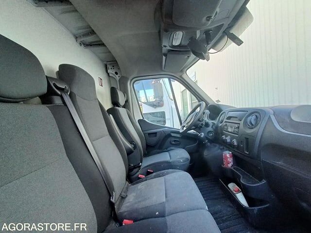Renault MASTER RT - Малотоннажный фургон: фото 4 Renault MASTER RT - Малотоннажный фургон: фото 4