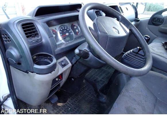 Самосвал Renault MAXITY: фото 11 Самосвал Renault MAXITY: фото 11