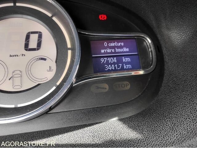 Renault MEGANE - Хэтчбек: фото 4 Renault MEGANE - Хэтчбек: фото 4