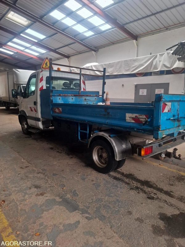Renault Mascott benne roues jumelées 183615kms 2000 - Малотоннажный самосвал: фото 3 Renault Mascott benne roues jumelées 183615kms 2000 - Малотоннажный самосвал: фото 3