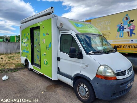 Renault Master - Полуинтегрированный автодом: фото 3 Renault Master - Полуинтегрированный автодом: фото 3