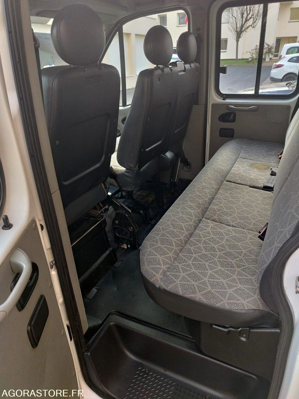 Renault Master - Цельнометаллический фургон: фото 1 Renault Master - Цельнометаллический фургон: фото 1