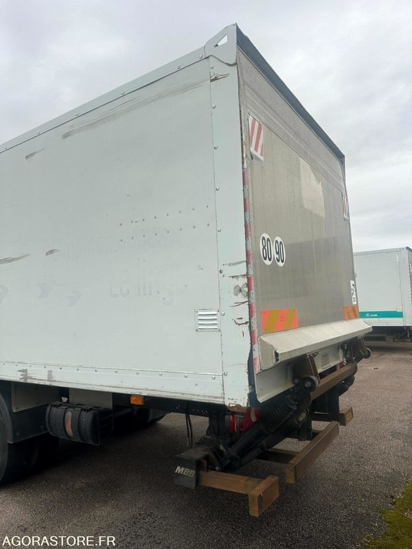 Renault Midlum - 2014 - 450000kms - DF102GW - Грузовик с закрытым кузовом: фото 2 Renault Midlum - 2014 - 450000kms - DF102GW - Грузовик с закрытым кузовом: фото 2