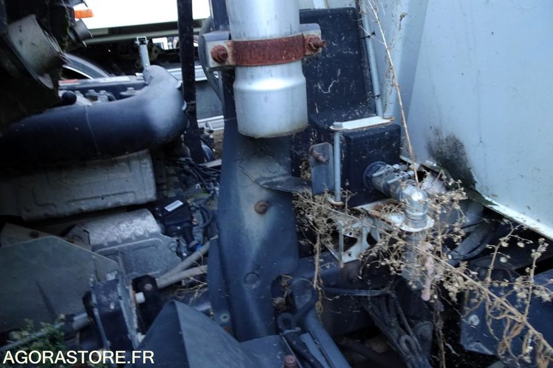 Легковой автомобиль Renault Midlum 220 DXI: фото 33 Легковой автомобиль Renault Midlum 220 DXI: фото 33