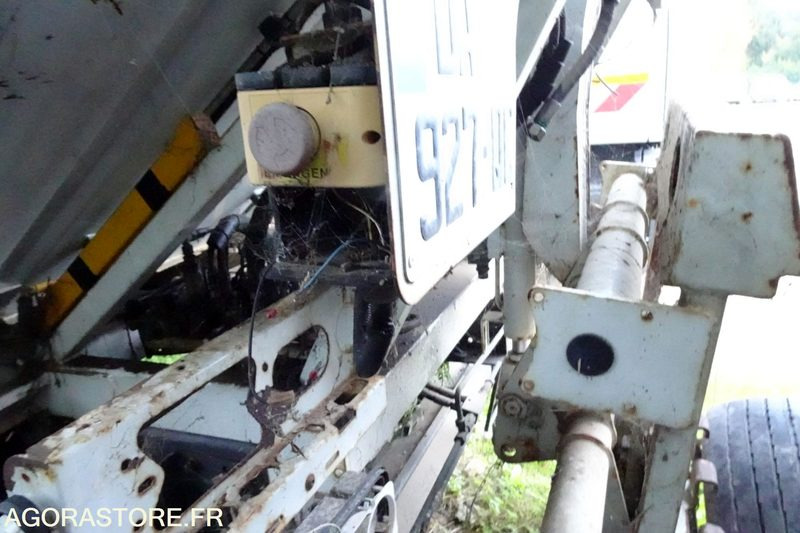 Легковой автомобиль Renault Midlum 220 DXI: фото 38 Легковой автомобиль Renault Midlum 220 DXI: фото 38