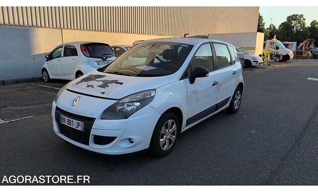 Renault Scenic - Хэтчбек: фото 1 Renault Scenic - Хэтчбек: фото 1