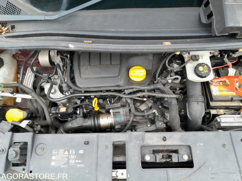 Renault Senic - 2017 - 206992kms - EK782CK - Легковой автомобиль: фото 4 Renault Senic - 2017 - 206992kms - EK782CK - Легковой автомобиль: фото 4