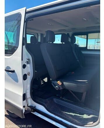 Renault TRAFIC - Микроавтобус, Пассажирский фургон: фото 2 Renault TRAFIC - Микроавтобус, Пассажирский фургон: фото 2