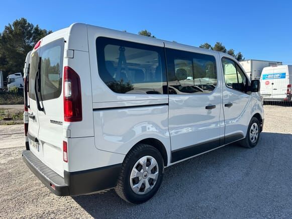 Renault TRAFIC - Микроавтобус, Пассажирский фургон: фото 5 Renault TRAFIC - Микроавтобус, Пассажирский фургон: фото 5