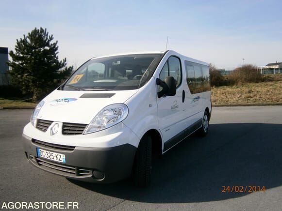 Renault TRAFIC - Микроавтобус, Пассажирский фургон: фото 1 Renault TRAFIC - Микроавтобус, Пассажирский фургон: фото 1