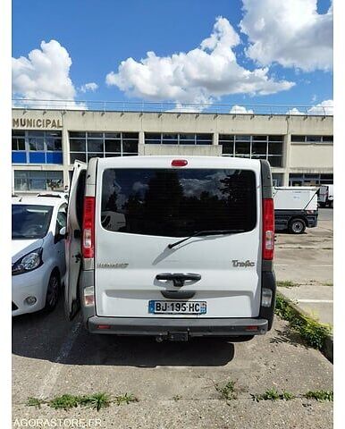 Renault TRAFIC - Микроавтобус, Пассажирский фургон: фото 2 Renault TRAFIC - Микроавтобус, Пассажирский фургон: фото 2