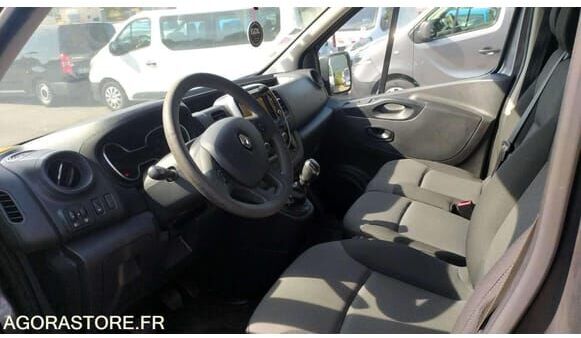 Renault TRAFIC - Микроавтобус, Пассажирский фургон: фото 2 Renault TRAFIC - Микроавтобус, Пассажирский фургон: фото 2