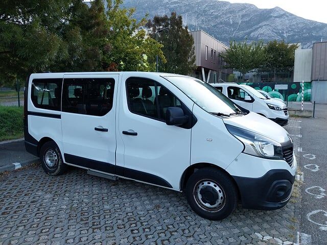 Renault TRAFIC - Микроавтобус: фото 1 Renault TRAFIC - Микроавтобус: фото 1