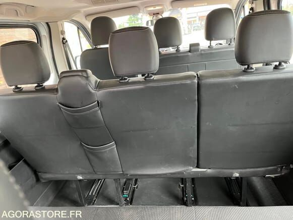 Renault TRAFIC - Микроавтобус, Пассажирский фургон: фото 2 Renault TRAFIC - Микроавтобус, Пассажирский фургон: фото 2