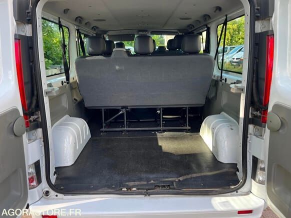 Renault TRAFIC - Микроавтобус, Пассажирский фургон: фото 2 Renault TRAFIC - Микроавтобус, Пассажирский фургон: фото 2