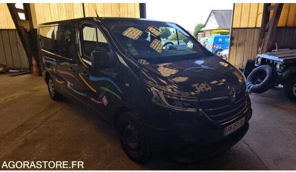 Микроавтобус, Пассажирский фургон Renault TRAFIC: фото 23 Микроавтобус, Пассажирский фургон Renault TRAFIC: фото 23