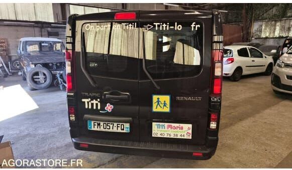 Микроавтобус, Пассажирский фургон Renault TRAFIC: фото 30 Микроавтобус, Пассажирский фургон Renault TRAFIC: фото 30