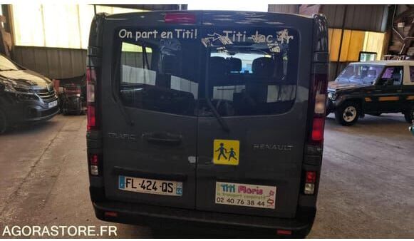 Микроавтобус, Пассажирский фургон Renault TRAFIC: фото 33 Микроавтобус, Пассажирский фургон Renault TRAFIC: фото 33