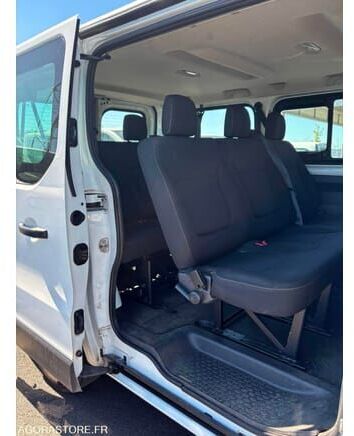 Renault TRAFIC - Микроавтобус, Пассажирский фургон: фото 2 Renault TRAFIC - Микроавтобус, Пассажирский фургон: фото 2