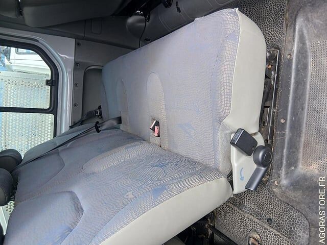Renault TRAFIC - Микроавтобус, Пассажирский фургон: фото 5 Renault TRAFIC - Микроавтобус, Пассажирский фургон: фото 5