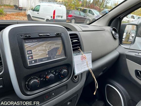 Renault TRAFIC - Микроавтобус, Пассажирский фургон: фото 4 Renault TRAFIC - Микроавтобус, Пассажирский фургон: фото 4