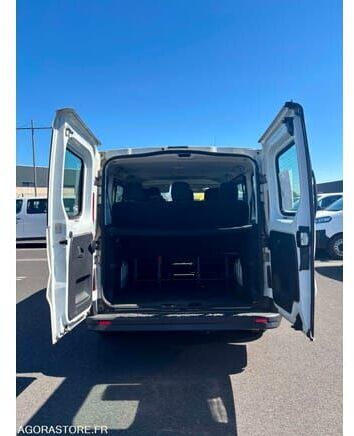 Renault TRAFIC - Микроавтобус, Пассажирский фургон: фото 2 Renault TRAFIC - Микроавтобус, Пассажирский фургон: фото 2