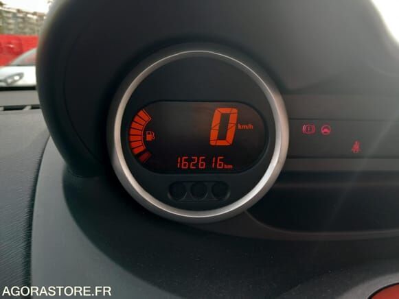 Renault TWINGO - Хэтчбек: фото 4 Renault TWINGO - Хэтчбек: фото 4