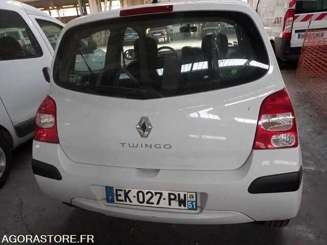 Хэтчбек Renault TWINGO: фото 12