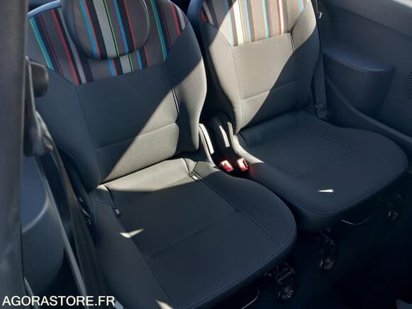 Хэтчбек Renault TWINGO: фото 8 Хэтчбек Renault TWINGO: фото 8