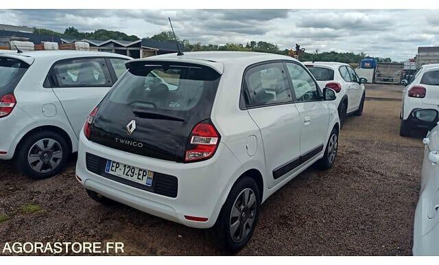 Хэтчбек Renault TWINGO: фото 9 Хэтчбек Renault TWINGO: фото 9