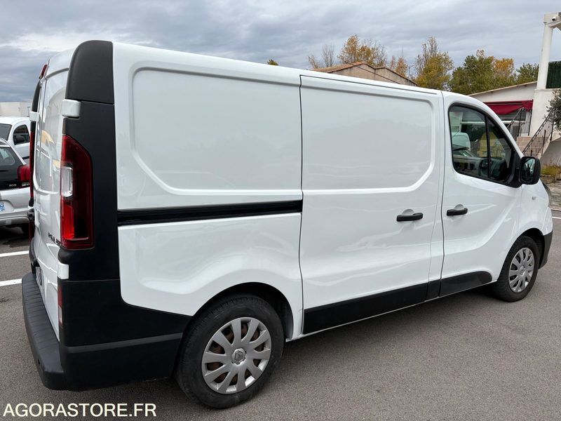 Renault Trafic 1.6 DCI 115ch 3 PLACES - Цельнометаллический фургон: фото 3 Renault Trafic 1.6 DCI 115ch 3 PLACES - Цельнометаллический фургон: фото 3
