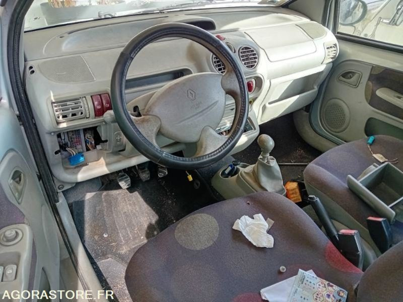 Renault Twingo - Легковой автомобиль: фото 5 Renault Twingo - Легковой автомобиль: фото 5