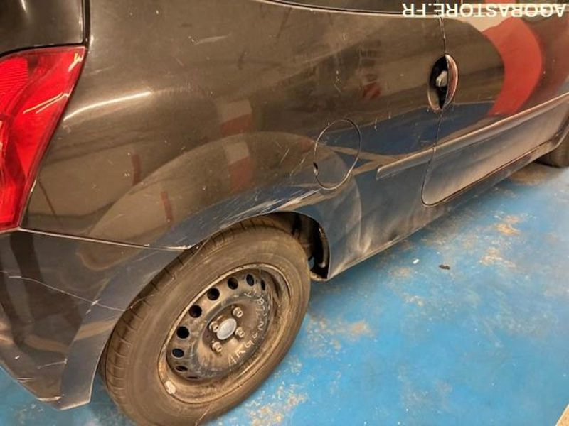 Renault Twingo essence année 2010 avec 122700 km - Легковой автомобиль: фото 3 Renault Twingo essence année 2010 avec 122700 km - Легковой автомобиль: фото 3